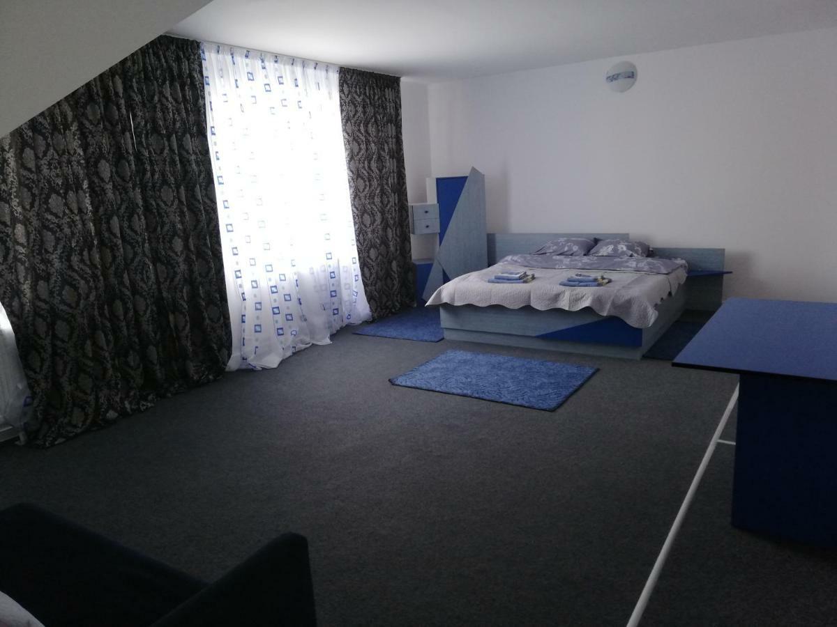 Pensiunea La Safari Targu Neamt Exterior foto